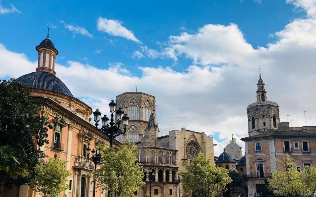 Valencia Doble A Deluxeアパートメント エクステリア 写真